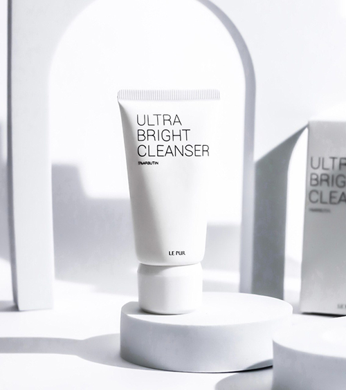 Ultra Brightening Cleanser